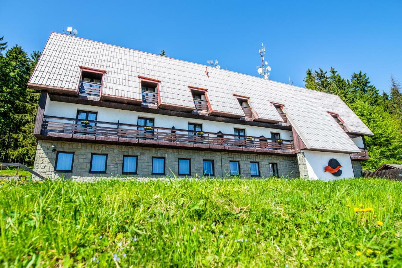 Horský hotel Kozubová Dolní Lomná Exterior foto