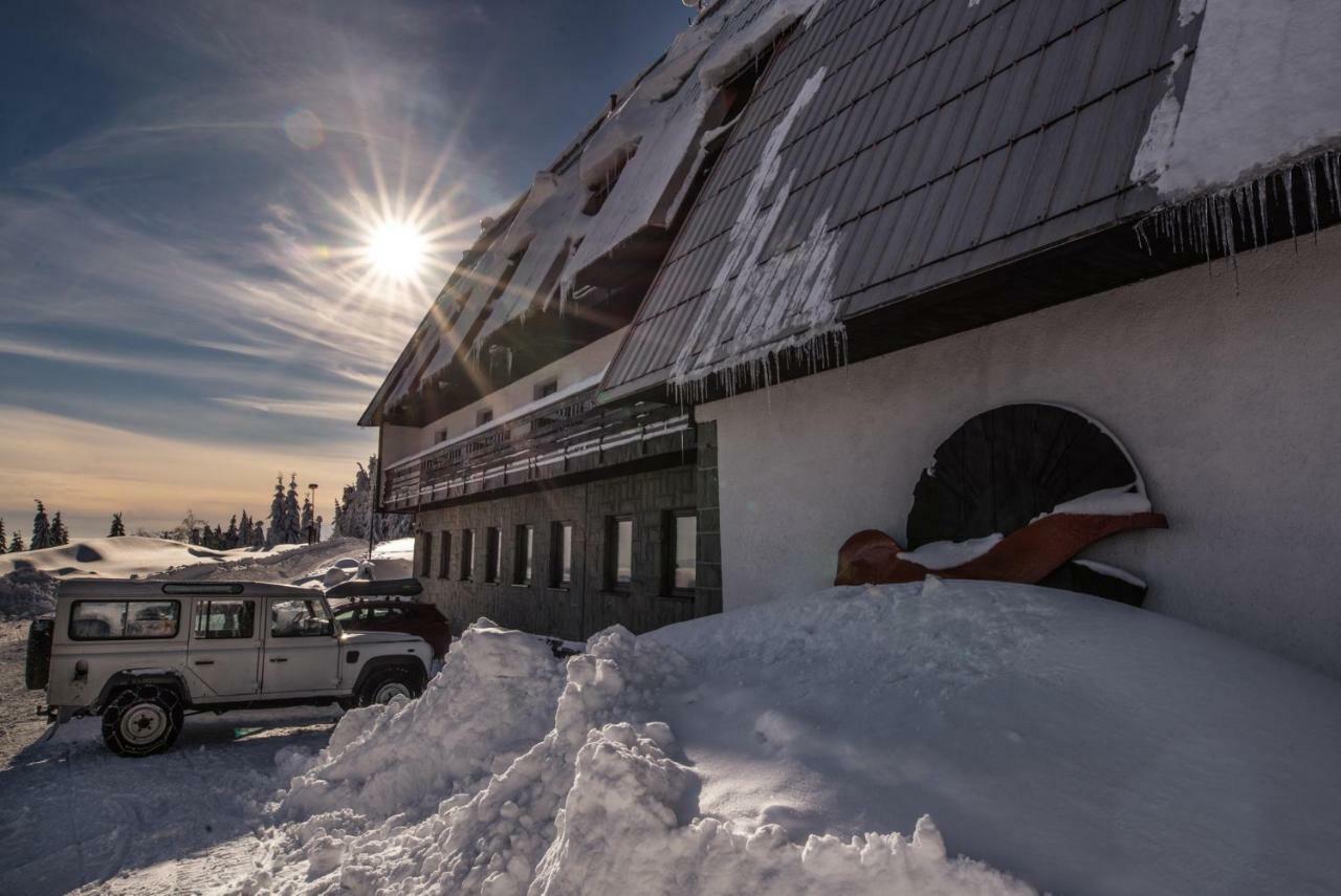 Horský hotel Kozubová Dolní Lomná Exterior foto